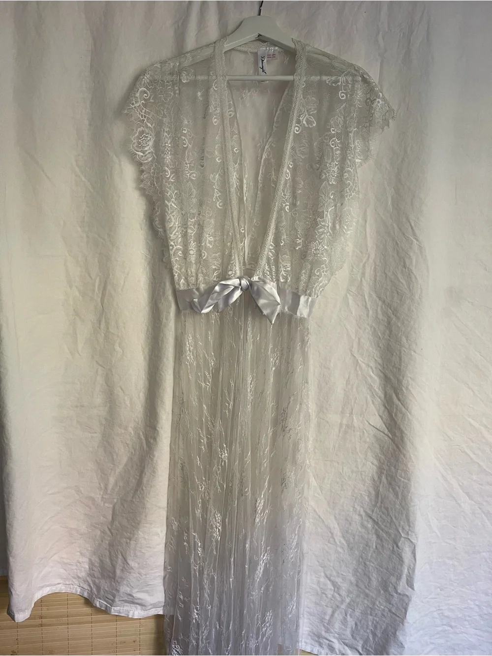 Dreamgirl Vintage Sheer Long Lace Robe Coquette Angelic Bridal Whimsical Size S